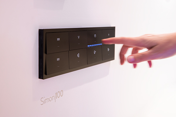 simon_100-1