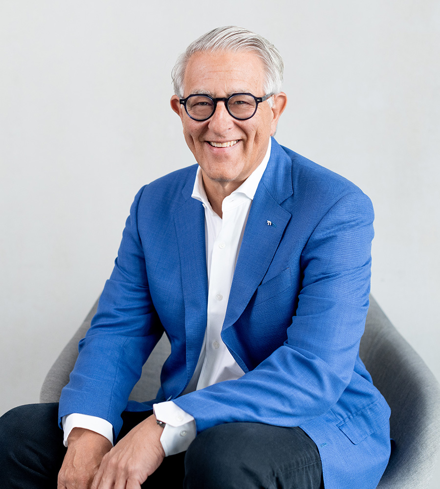 2024-Exec-Headshots-900x1000-Michael-Etinson